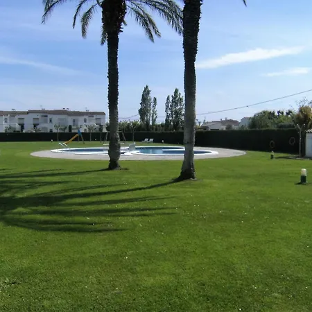 In Estartit Near & Pool *