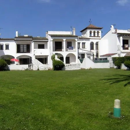 度假居 In Estartit Near & Pool *
